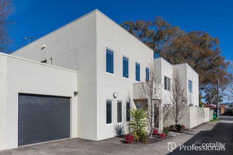Property photo of 2/76 Charles Street Wodonga VIC 3690