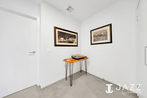 Property photo of 42 Umbrella Way Point Cook VIC 3030