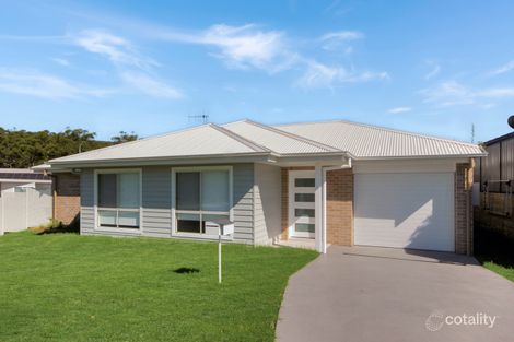 83 Scarborough Way, Dunbogan, NSW 2443