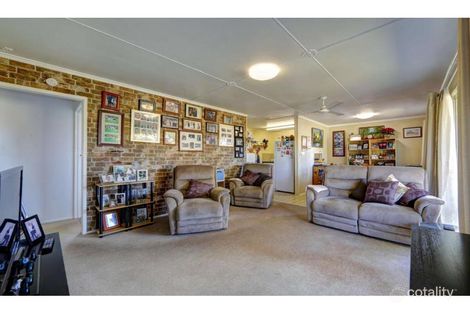 Property photo of 24 McVeigh Street Kepnock QLD 4670