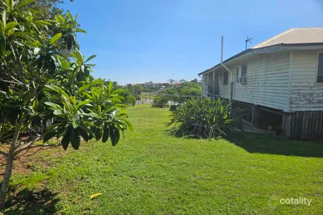 4 Railway St, West Gladstone, QLD 4680