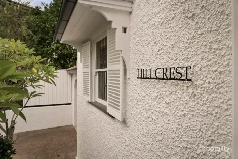 Property photo of 8 Ivy Street Indooroopilly QLD 4068