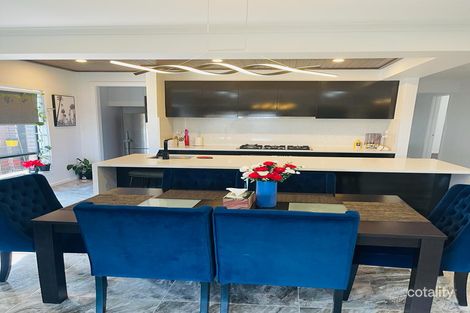 19 Goodison Gr, Mount Cottrell, VIC 3024