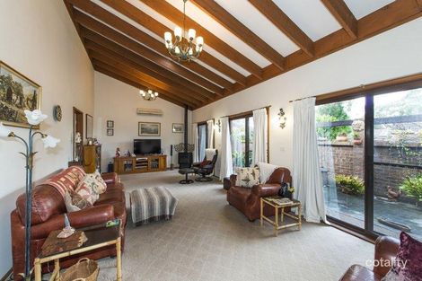 Property photo of 30 Yellow Rock Road Yellow Rock NSW 2777