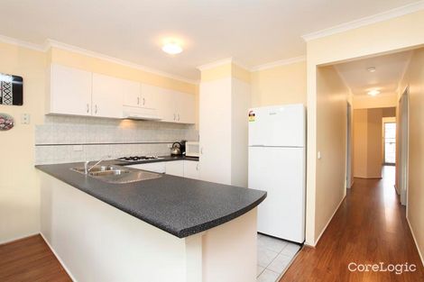 Property photo of 3 Moreton Close Caroline Springs VIC 3023