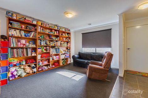 Property photo of 4 Fourth Mews Maddingley VIC 3340