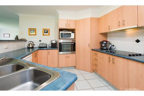 Property photo of 22 Kosrae Street Pacific Pines QLD 4211