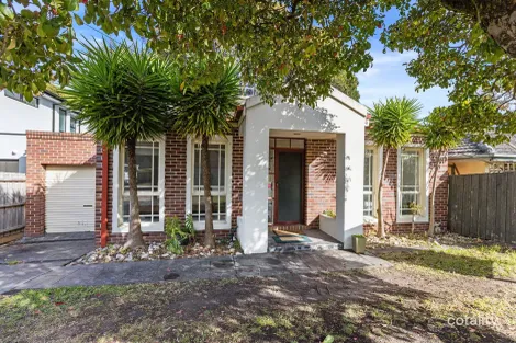 Property photo of 11 Griffiths Court Mount Waverley VIC 3149