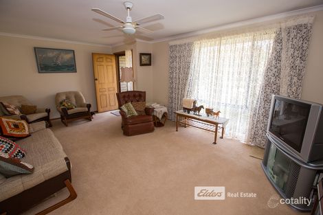 Property photo of 15 Ash Grove Lucindale SA 5272