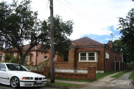 61 Defoe St, Wiley Park, NSW 2195