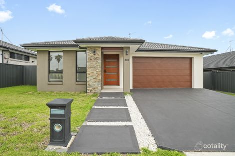 326 Caddens Rd, Claremont Meadows, NSW 2747