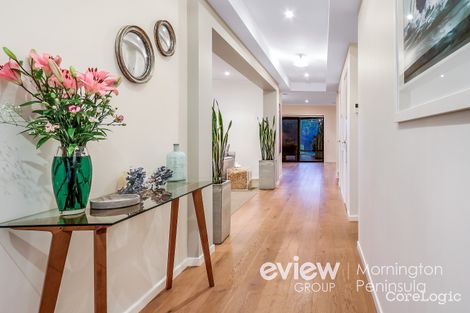 Property photo of 11 Meridian Way Mornington VIC 3931