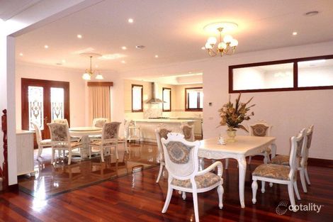 Property photo of 77 Aylmer Street Balwyn North VIC 3104