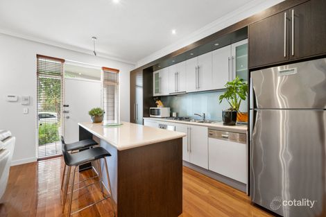 7a/105 Beach St, Port Melbourne, VIC 3207