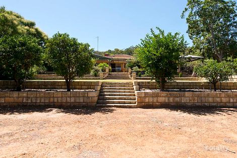 Property photo of 12 Crossing View Byford WA 6122