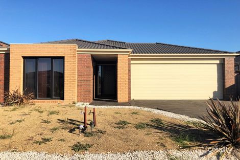 Property photo of 96 Brookwater Parade Lyndhurst VIC 3975