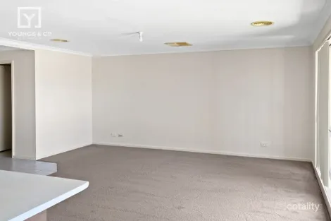 Property photo of 36 Riverview Drive Kialla VIC 3631