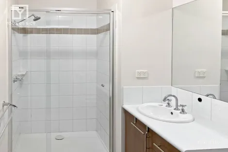 Property photo of 36 Riverview Drive Kialla VIC 3631