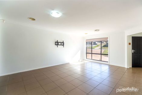 Property photo of 11 Quinlan Run Orange NSW 2800
