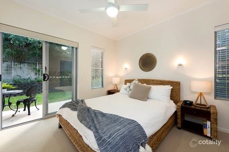 Property photo of 1/86 Pembroke Road Coorparoo QLD 4151