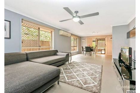 Property photo of 8 McKenzie Place Forest Lake QLD 4078