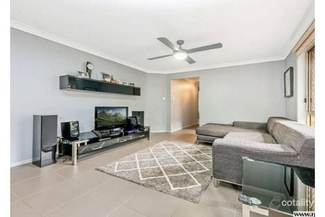 Property photo of 8 McKenzie Place Forest Lake QLD 4078