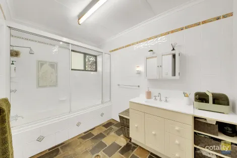 Property photo of 16 Kylee Crescent Calliope QLD 4680