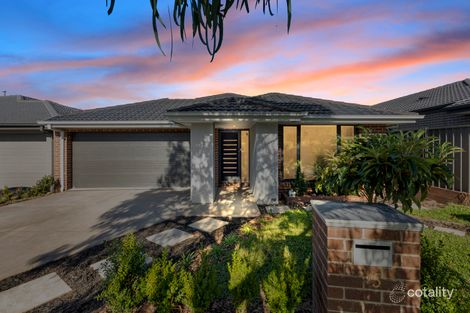 95 Timberline Pkwy, Pakenham, VIC 3810