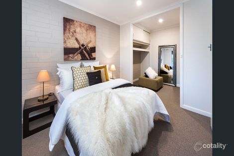 Property photo of 2/5A Gawler Court Mont Albert VIC 3127