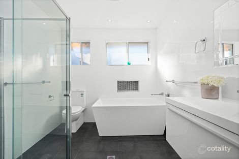 Property photo of 82 Cummins Street Unanderra NSW 2526