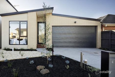 Property photo of 4 Tuppal Place Keilor East VIC 3033