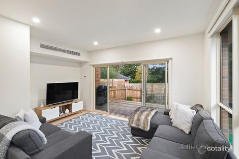 Property photo of 52 Rattray Road Montmorency VIC 3094