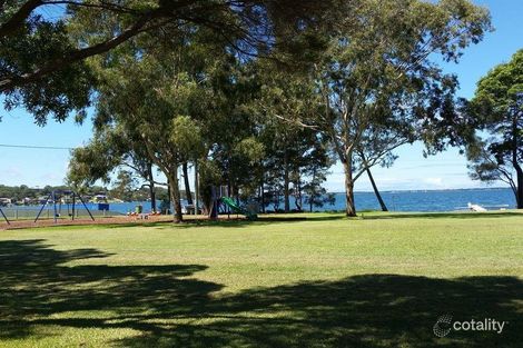 Property photo of 28 Alexander Parade Arcadia Vale NSW 2283