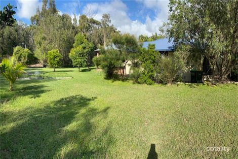 Property photo of 28 Sandpiper Drive Scotts Head NSW 2447