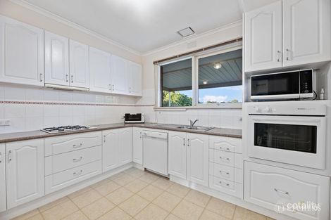 Property photo of 25 Diosma Drive Glen Waverley VIC 3150