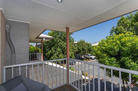 Property photo of 23/6-32 University Drive Meadowbrook QLD 4131