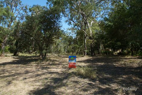 7 Crown Ct, Moore Park Beach, QLD 4670