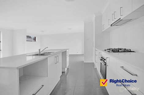 Property photo of 25 Tabourie Close Flinders NSW 2529