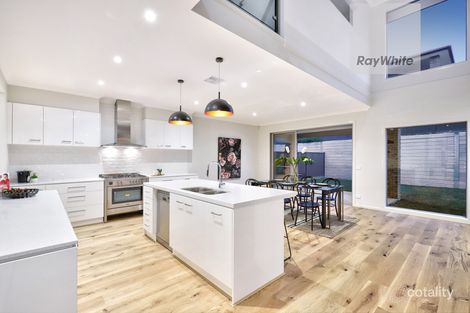 Property photo of 23 Breeze Way Greenvale VIC 3059