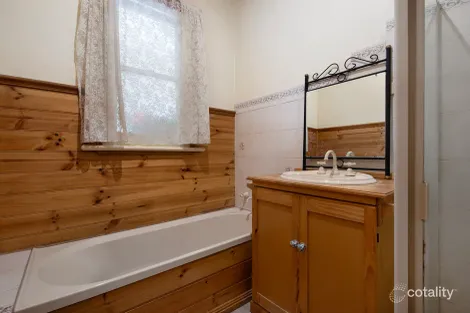 Property photo of 44 Arnold Street Bendigo VIC 3550