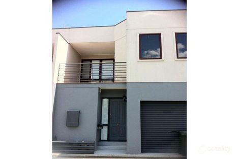 8 Lincoln Mews, Kensington, VIC 3031