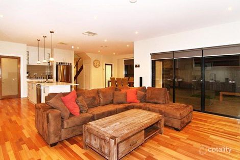 Property photo of 25 Bellfield Drive Craigieburn VIC 3064