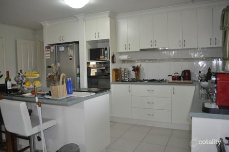 Property photo of 123 McNeilly Road Drouin VIC 3818