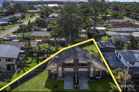 Property photo of 1/53 Riverview Street Iluka NSW 2466