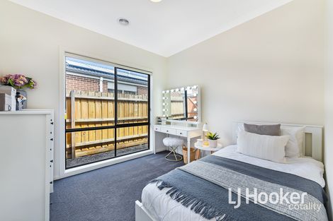Property photo of 112 Mary Street Officer VIC 3809