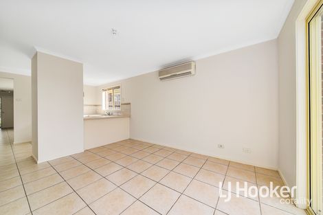 Property photo of 14 Oakman Way Hampton Park VIC 3976