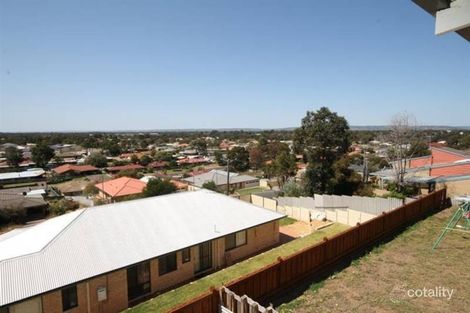 Property photo of 1 Hooper Place Australind WA 6233