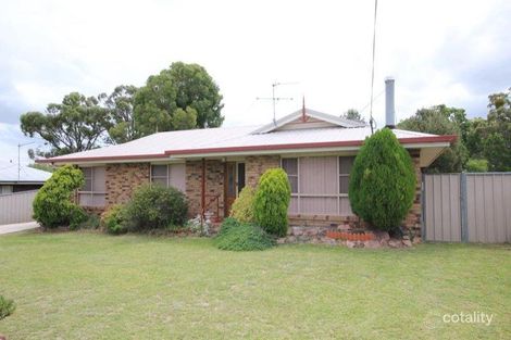 62 Wallangarra Rd, Stanthorpe, QLD 4380