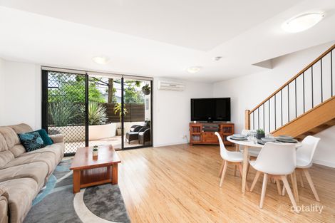 Property photo of 10/1-3 Jacaranda Road Caringbah NSW 2229