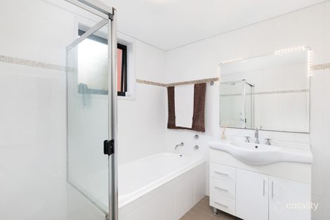 Property photo of 10/1-3 Jacaranda Road Caringbah NSW 2229